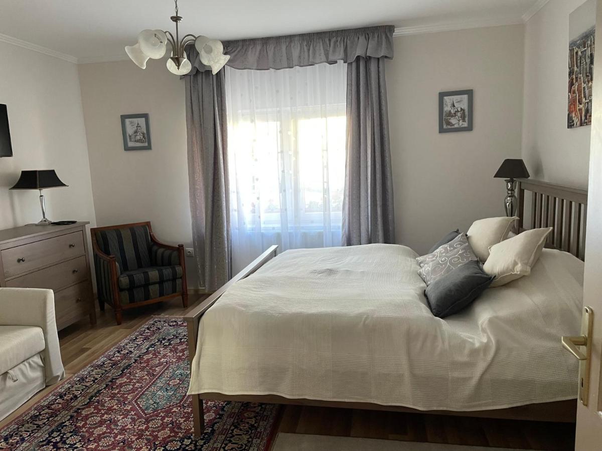 Csalogany Vendeghaz Apartment Szerencs Exterior photo